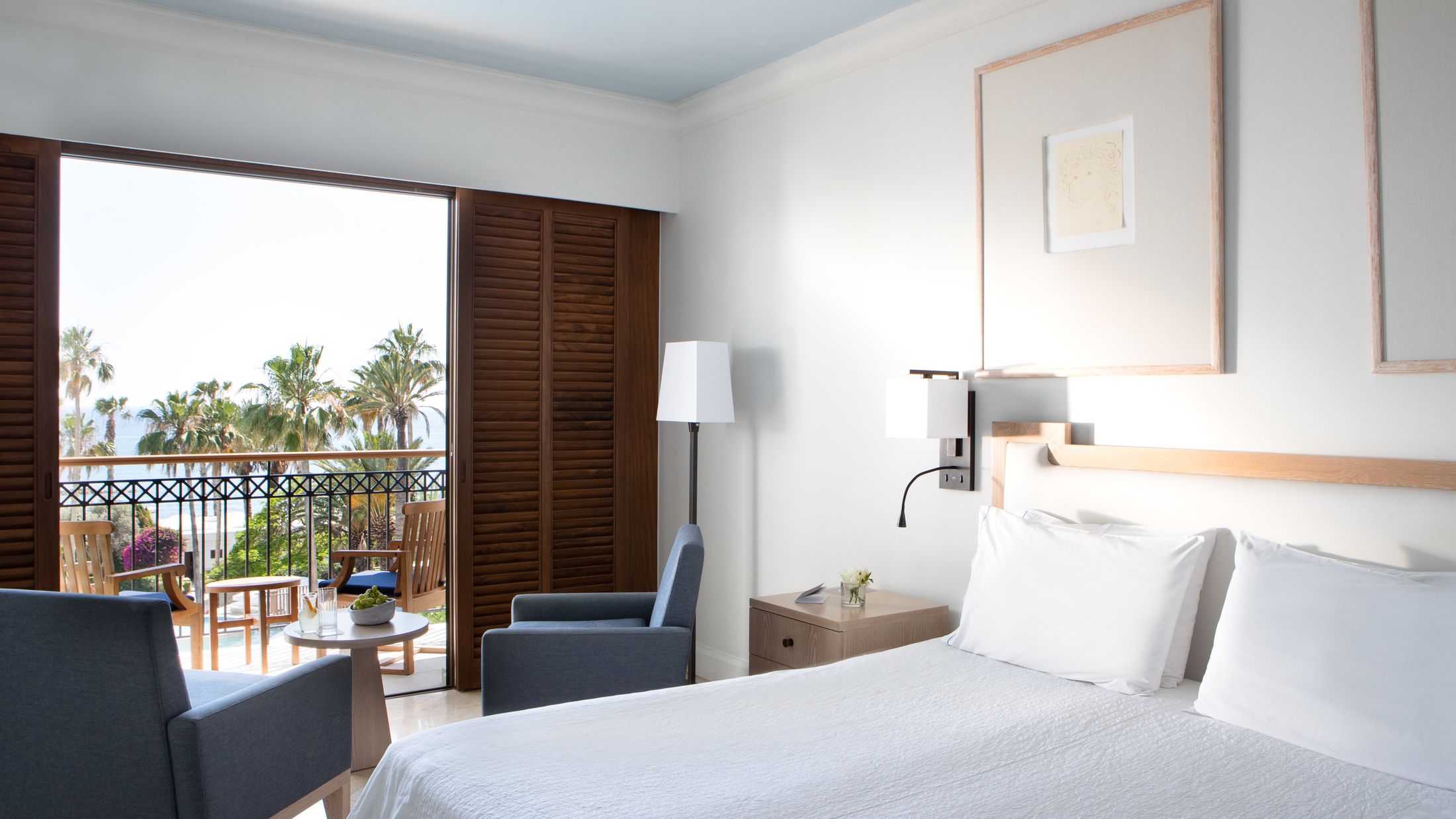 102915-Sea-View-Room-001-Hybris