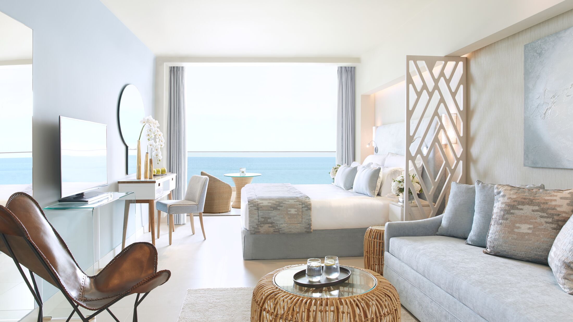 Ikos-Dassia-2023-Junior-Suite-Sea-View-001-120991-Hybris