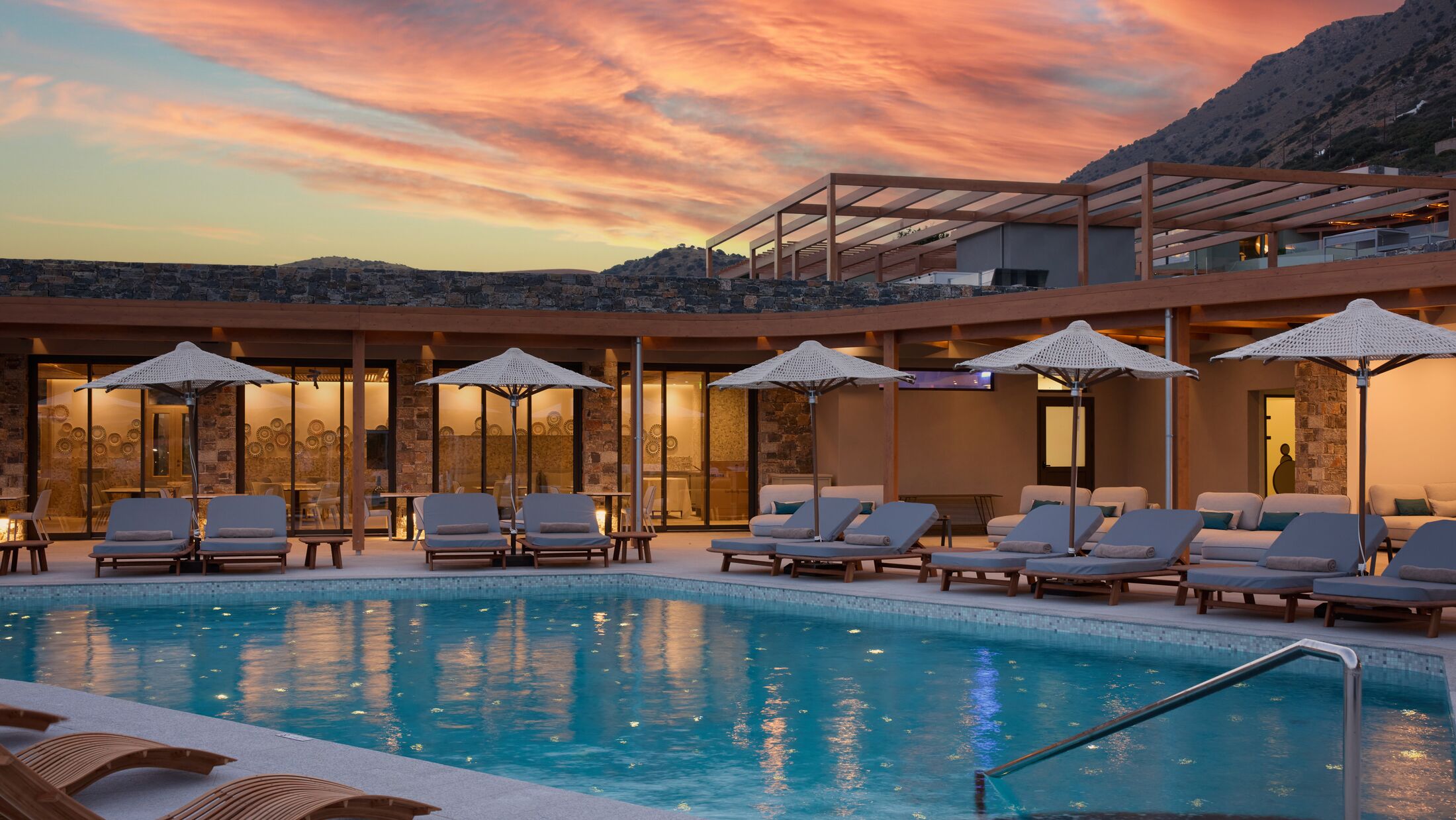 Cayo-Exclusive-2024-Swimming-Pool-007-121832-Hybris