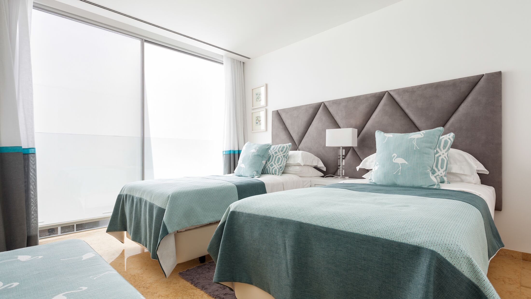 Pine-Cliffs-Village-2022-Terrace-Room-007-119741-Hybris