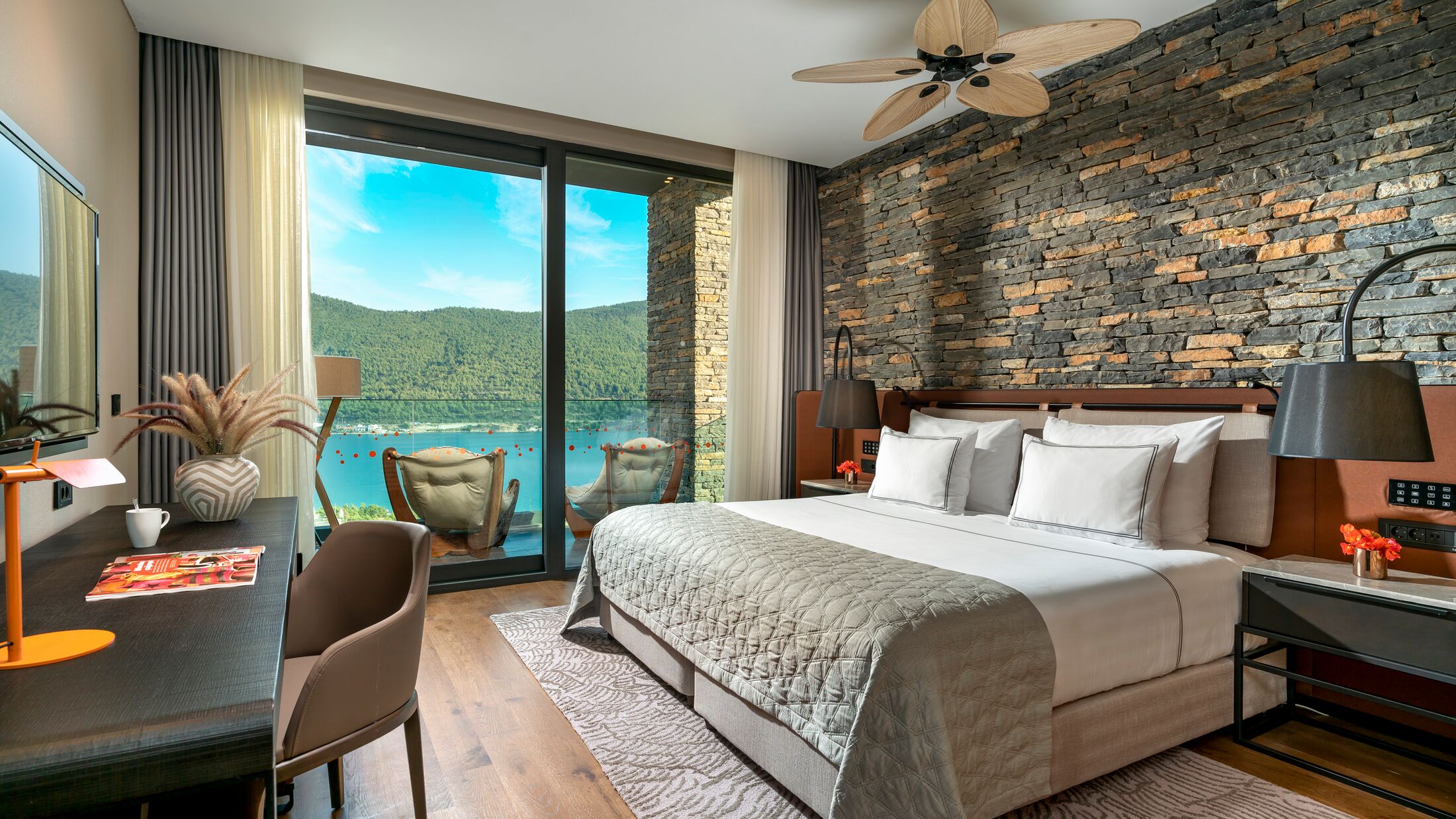 Family Corner Suite