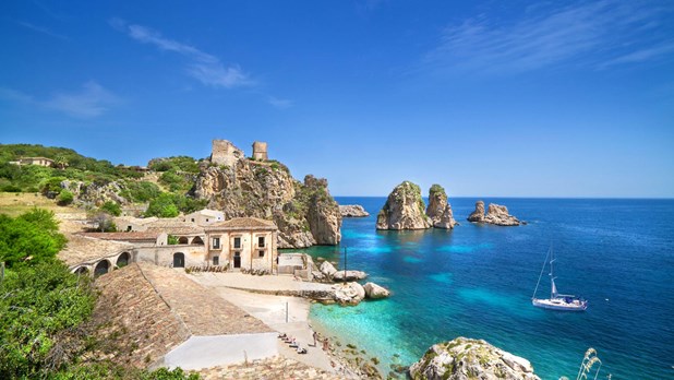 The Book Bag – Luxury Sicily Holidays