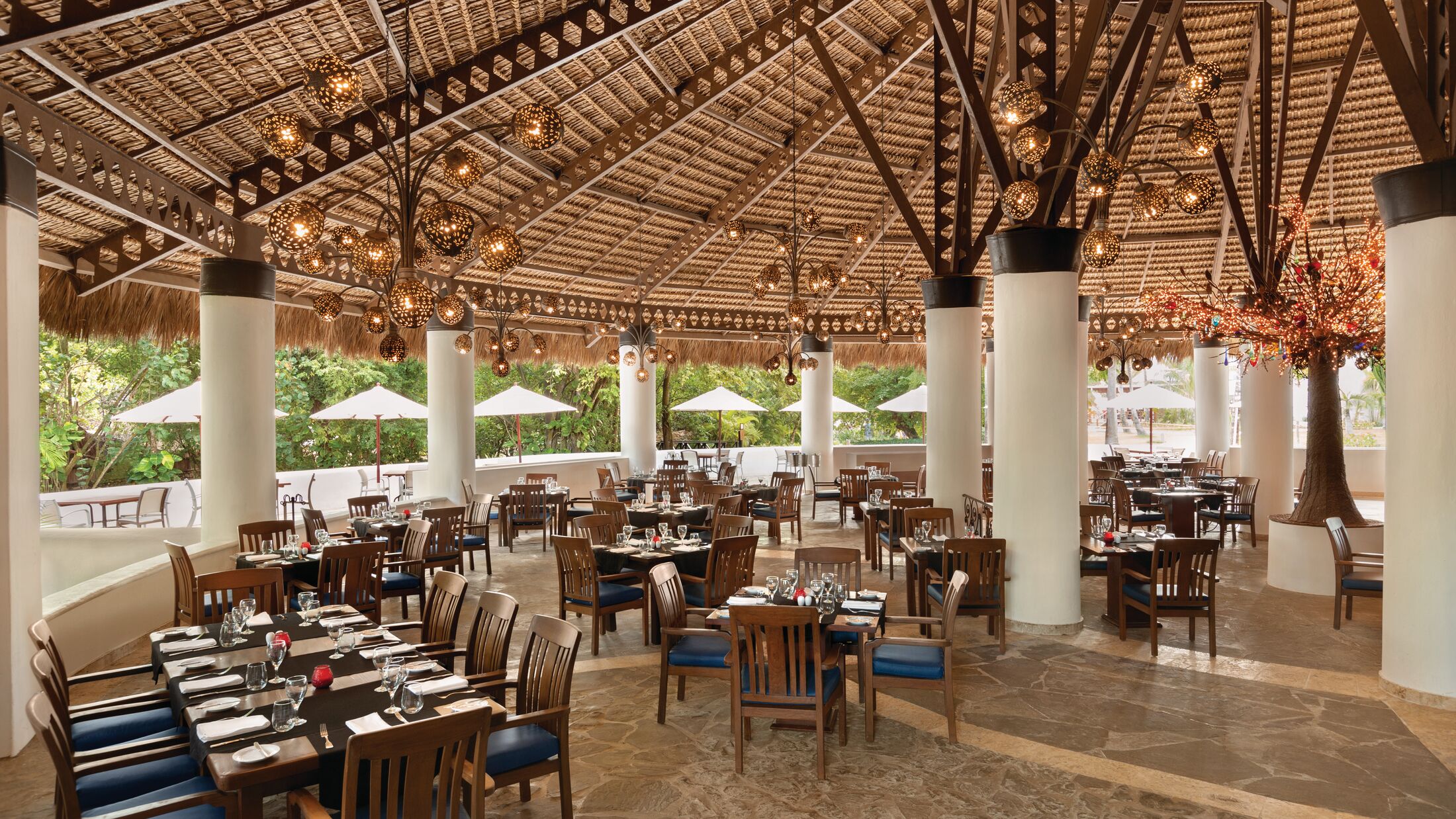 Hilton-La-Romana-Adult-2023-Noor-Restaurant-003-121910-Hybris