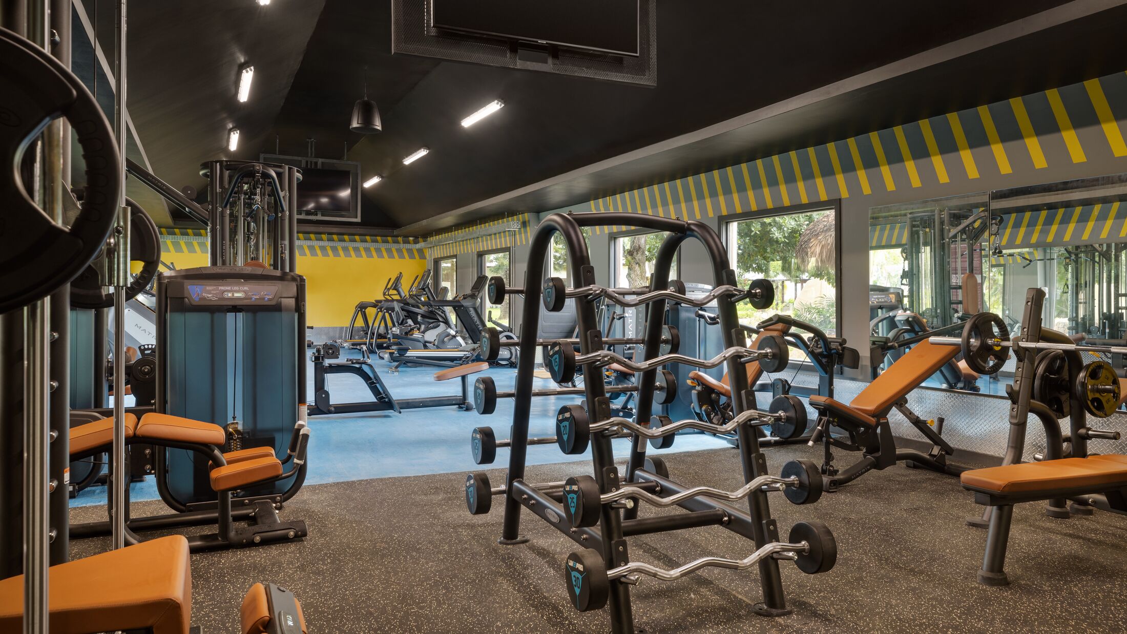 Hilton-La-Romana-Family-2023-Gym-002-121911-Hybris