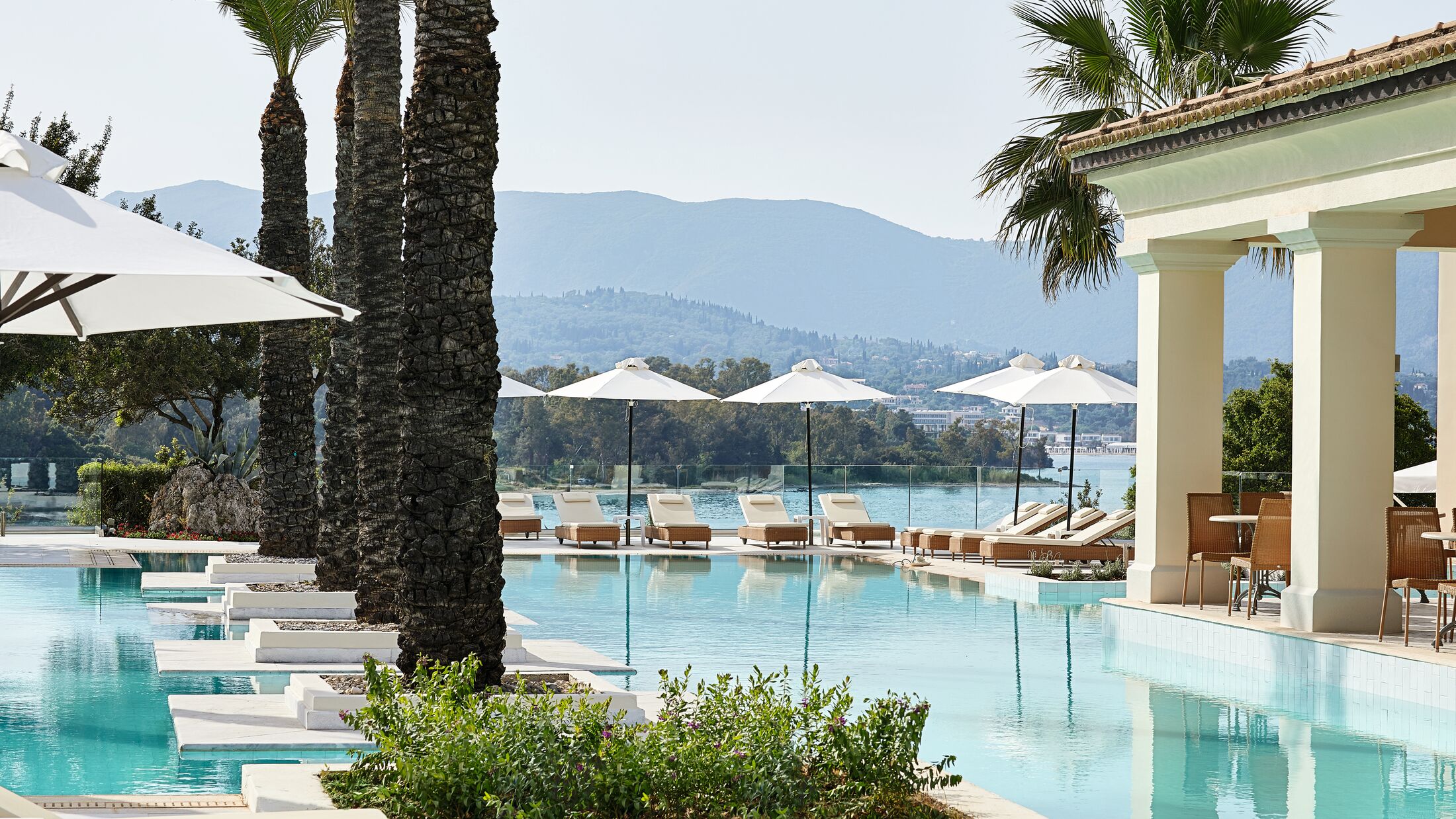 Grecotel-Eva-Palace-2023-Seawater-Pool-002-121901-Hybris