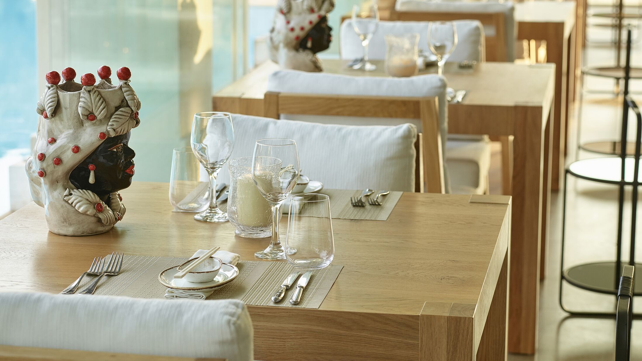 Grecotel-Eva-Palace-2024-Steak-Sushi-Restaurant-001-121901-Hybris