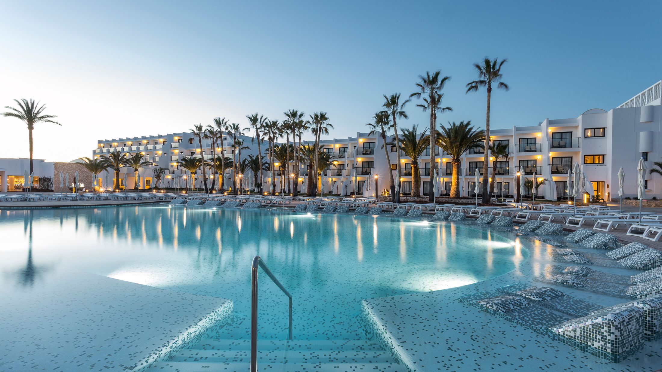 Luxury All Inclusive Holidays 2021/2022| SAVE £100 | Sovereign Recommended