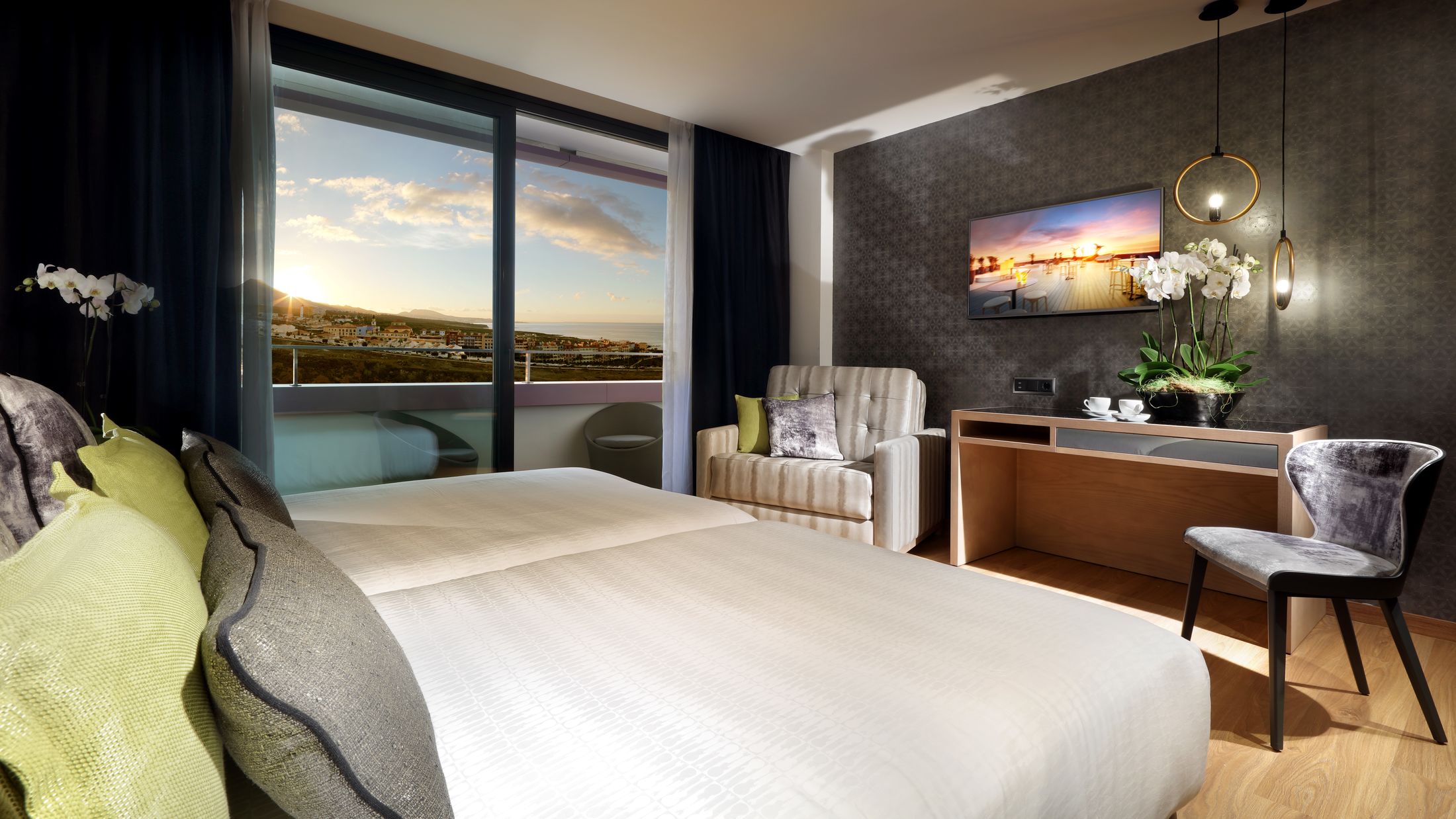 deluxe gold room with side sea view hard rock hotel tenerife